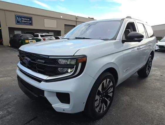 2025 Ford EXPEDITION PLATINUM Platinum — photo 1