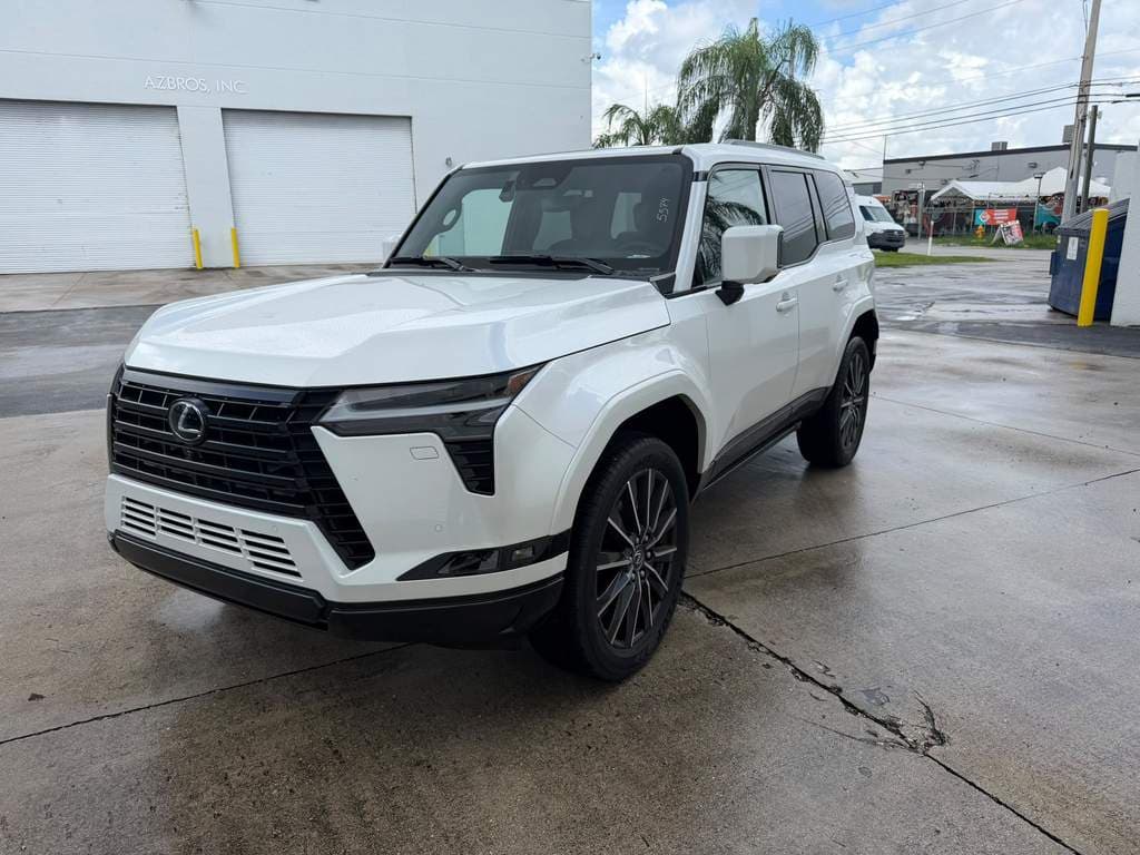 2026 Lexus GX 550 LUXURY+ — photo 1